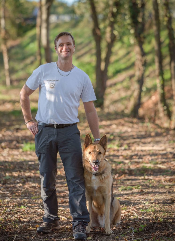 À PROPOS chien de famille, éducateur Canin à Le Fenouiller